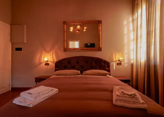 לינה וארוחת בוקר Ai Tre Cedri 3*