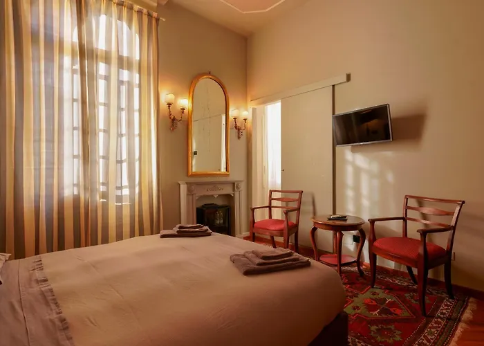 Couette-café Ai Tre Cedri 3*